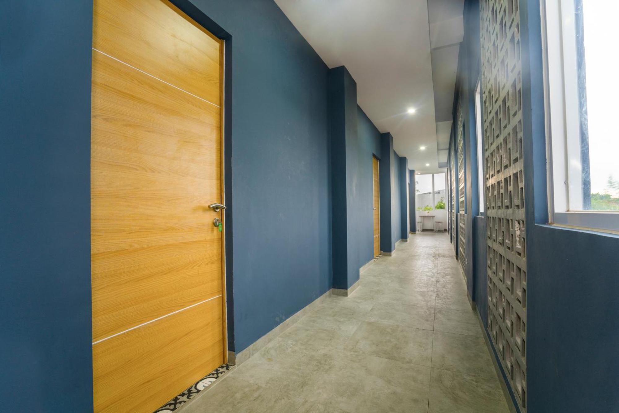 Hotel Vaccinated Staff-OYO 2627 Ratamya Co-living Yogyakarta Esterno foto
