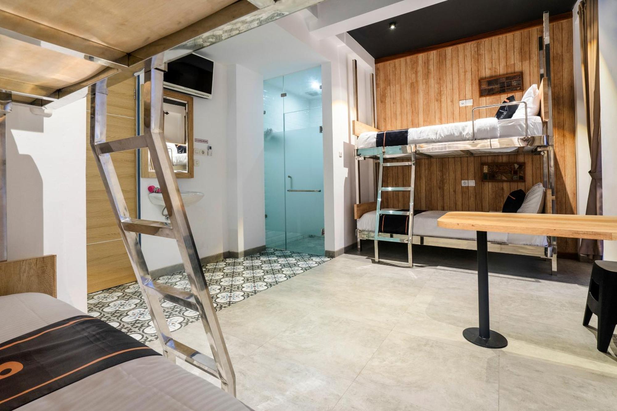 Hotel Vaccinated Staff-OYO 2627 Ratamya Co-living Yogyakarta Esterno foto