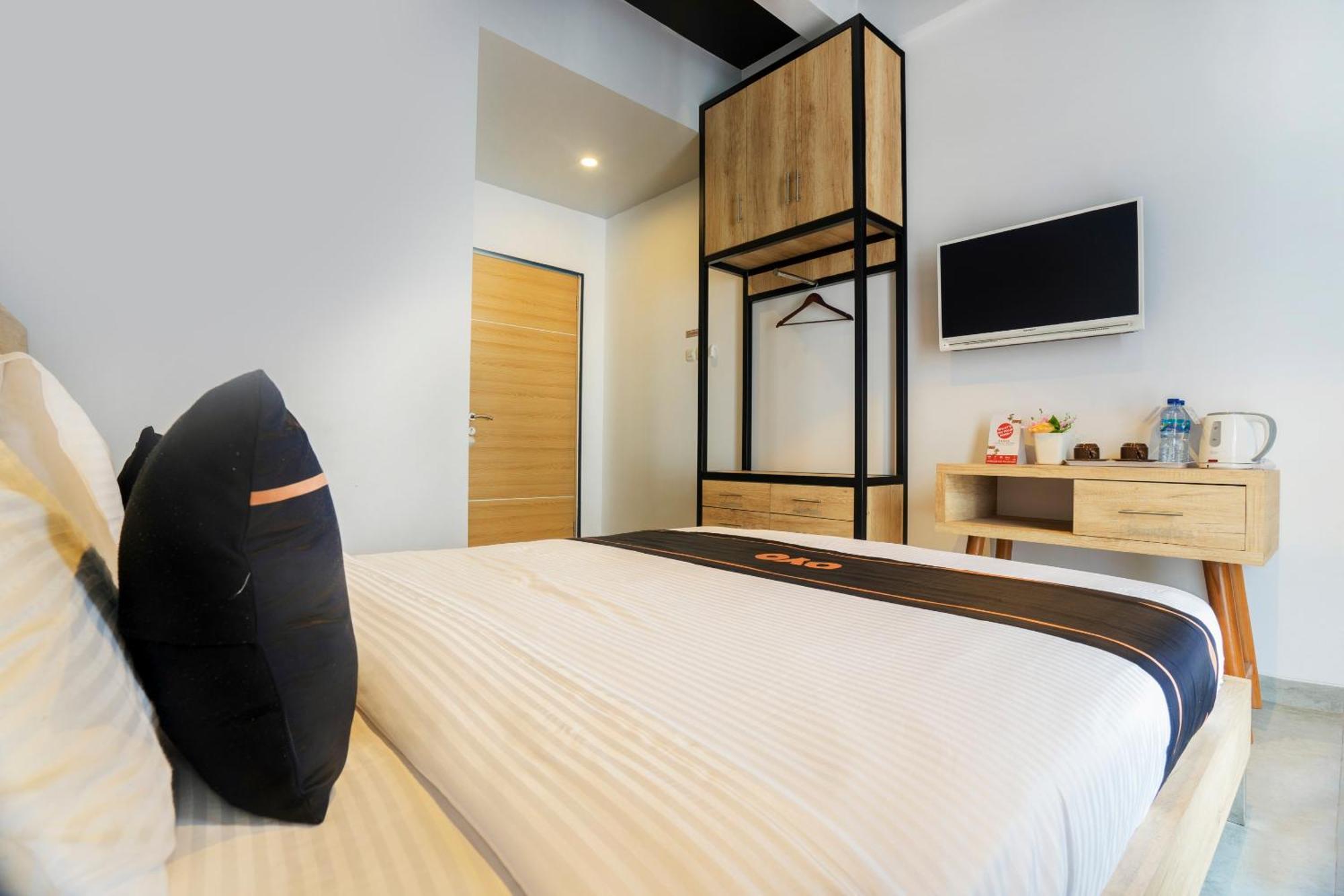 Hotel Vaccinated Staff-OYO 2627 Ratamya Co-living Yogyakarta Esterno foto